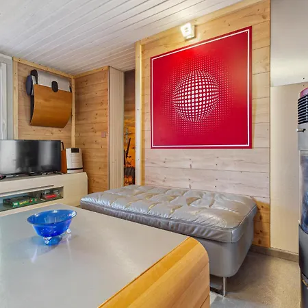 Amazing Home In Zeulenroda-Triebes With Sauna